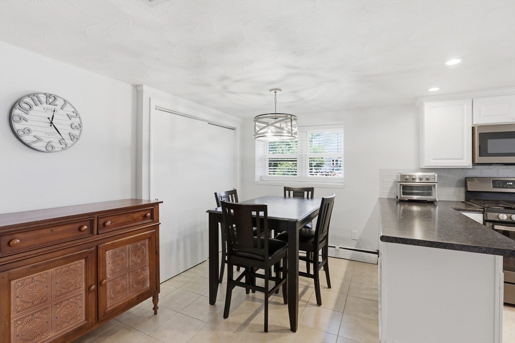 53 Gates Road Saugus, MA 01906 - Photo 7 of 42