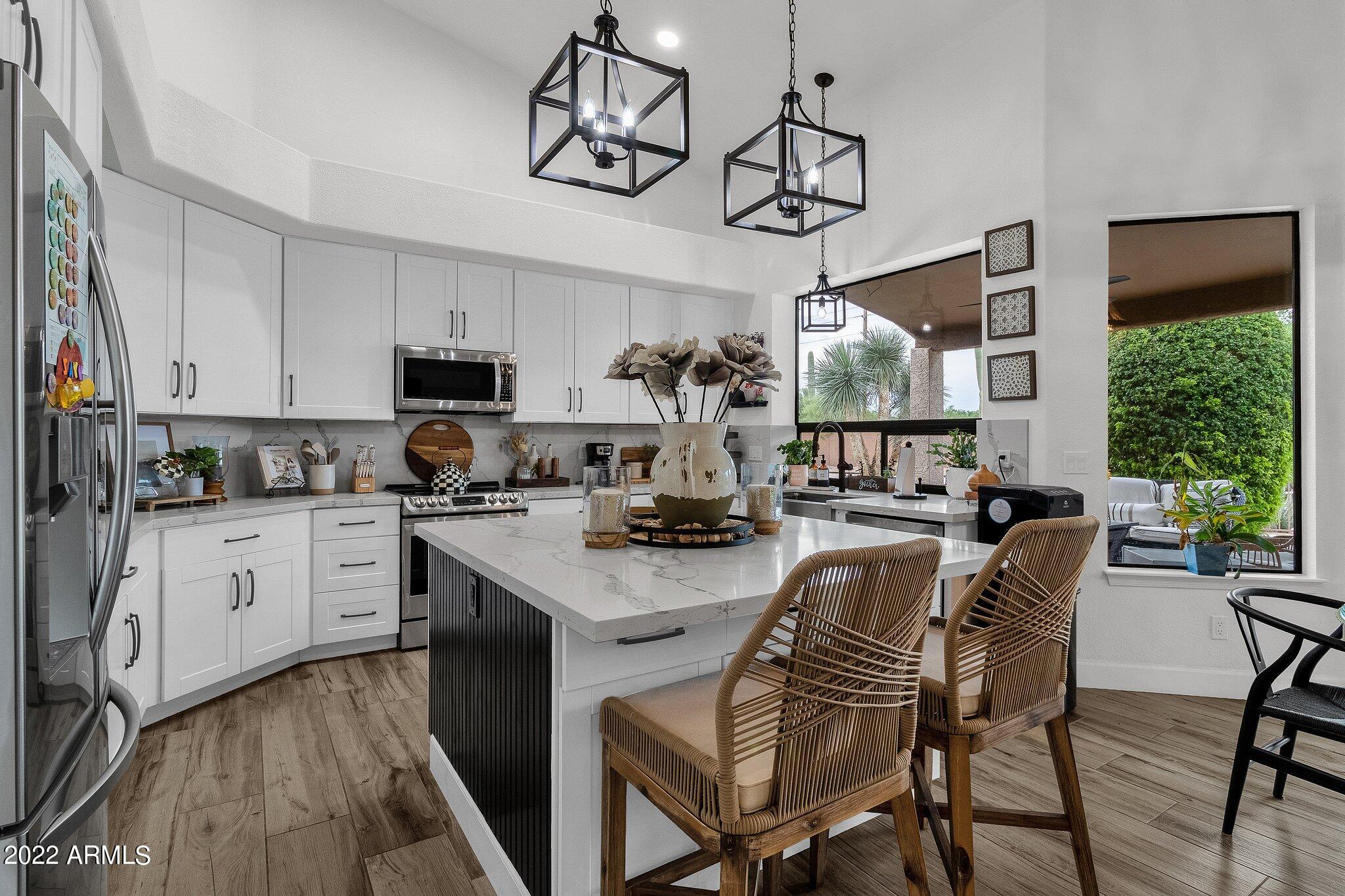 8510 East Rowel Road Scottsdale, AZ 85255 - Photo 4 of 47 MODERN KITCHEN