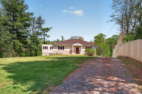 $525,000 | 782 Shipyard Road, Shenandoah, VA 22849