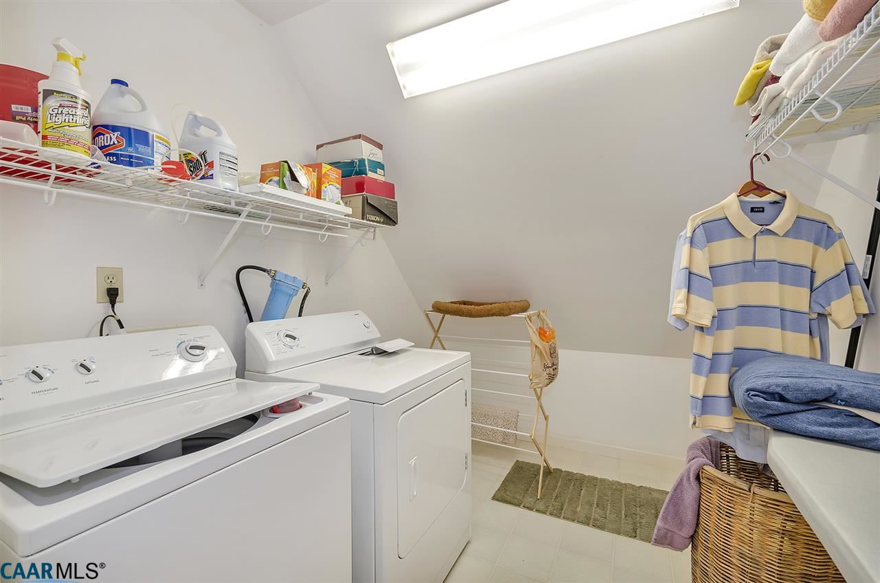 3895 Jacks Shop Road Rochelle, VA 22738 - Photo 18 of 41 a utility room with dryer and washer