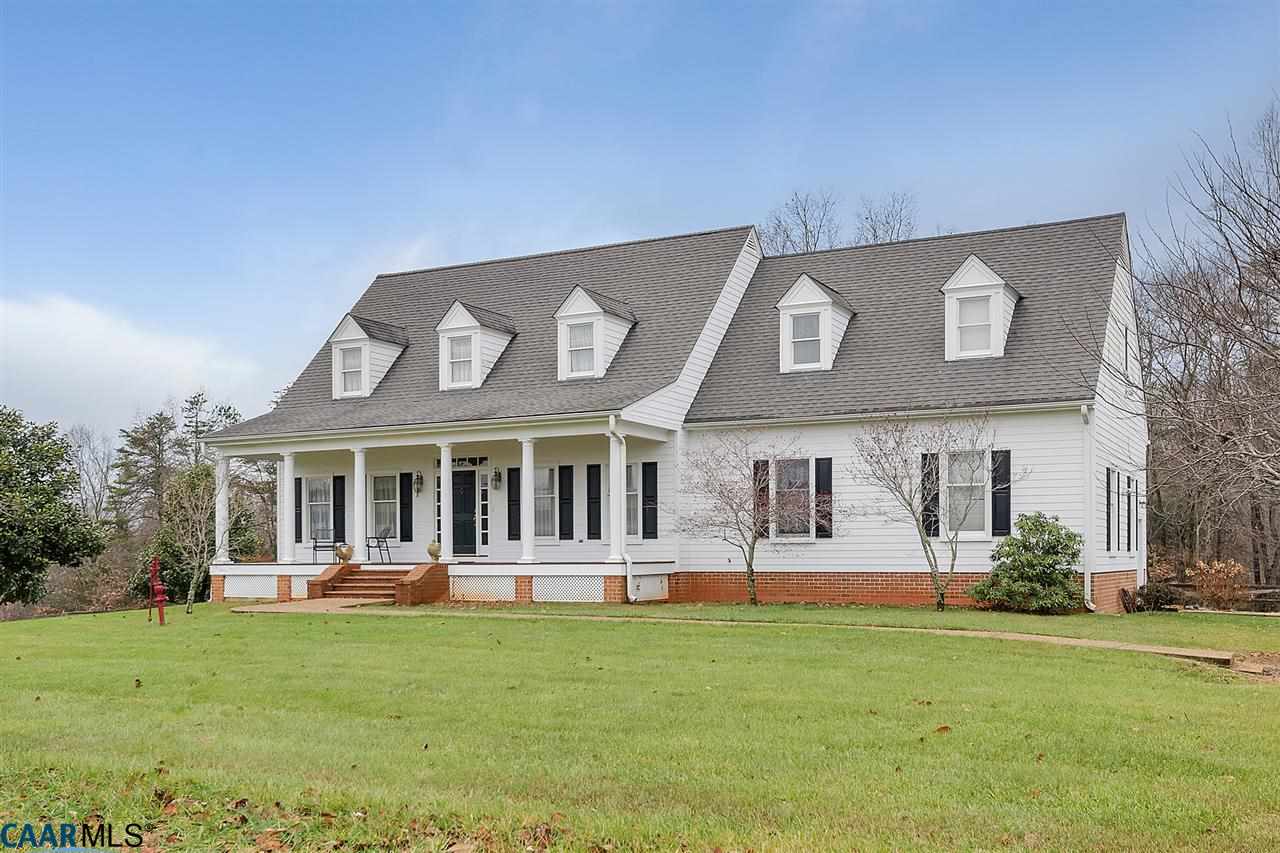 3895 Jacks Shop Road Rochelle, VA 22738 - Photo 41 of 41 front view of a house with a yard