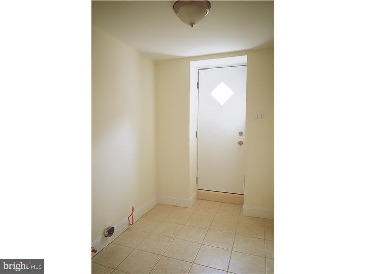 7918 Temple Road Philadelphia, PA 19150 - Photo 22 of 23 Laundry Room