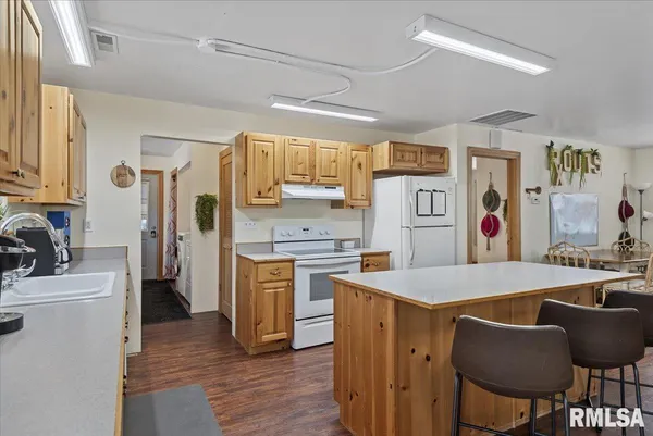 $289,000 | 26438 Lake Pittsfield Drive, Pittsfield, IL 62363