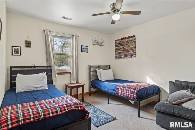 $299,000 | 26438 Lake Pittsfield Drive, Pittsfield, IL 62363