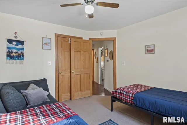 $299,000 | 26438 Lake Pittsfield Drive, Pittsfield, IL 62363