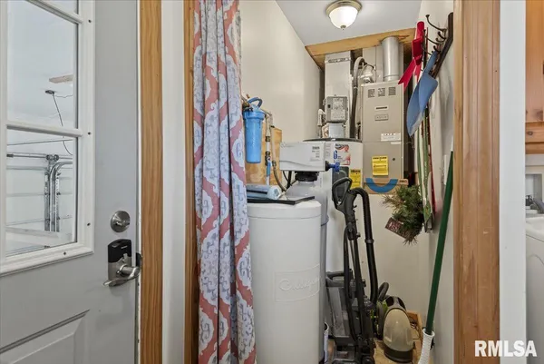 $289,000 | 26438 Lake Pittsfield Drive, Pittsfield, IL 62363