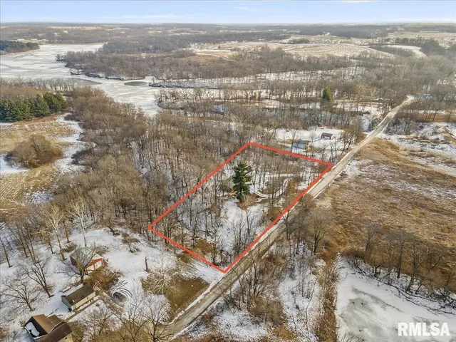 $299,000 | 26438 Lake Pittsfield Drive, Pittsfield, IL 62363