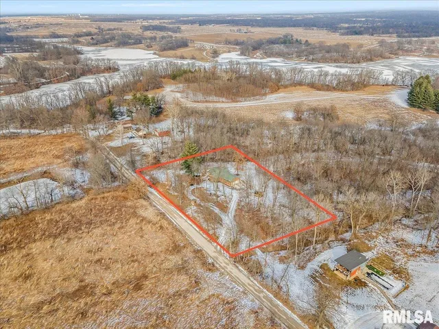 $299,000 | 26438 Lake Pittsfield Drive, Pittsfield, IL 62363