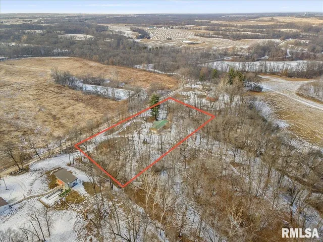 $299,000 | 26438 Lake Pittsfield Drive, Pittsfield, IL 62363