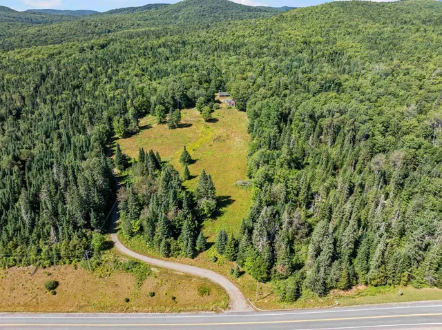 $1,100,000 | 38 Lost Horizon Road, Pittsburg, NH 03592