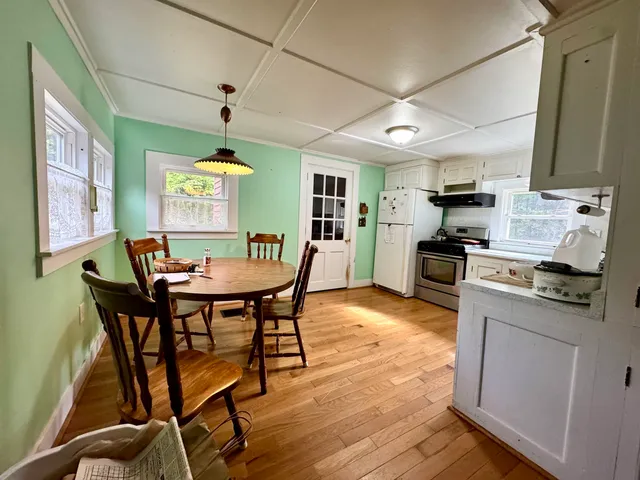 $1,100,000 | 38 Lost Horizon Road, Pittsburg, NH 03592