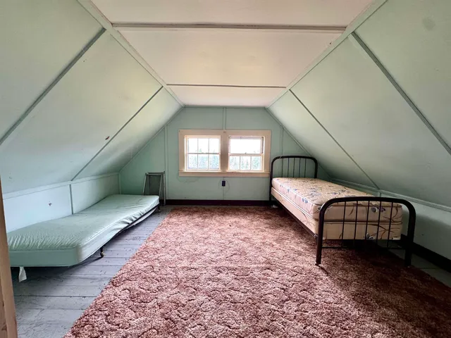 $1,100,000 | 38 Lost Horizon Road, Pittsburg, NH 03592