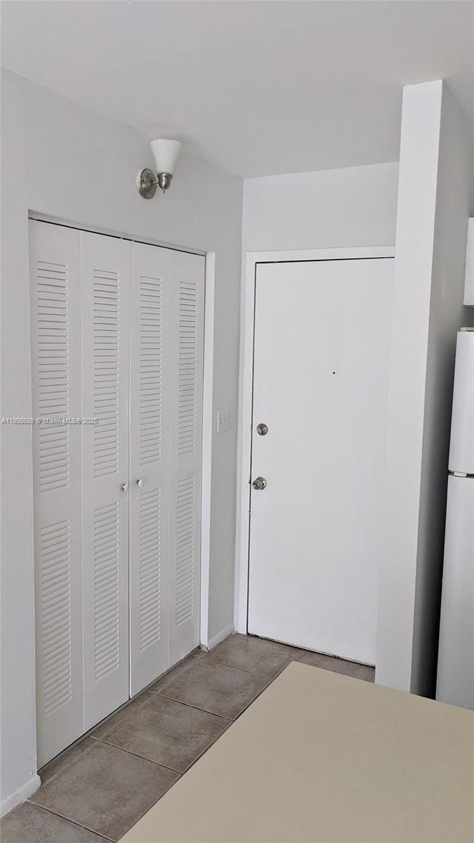 2701 Riverside Drive, Unit 206B Coral Springs, FL 33065 - Photo 3 of 19 a view of an empty room