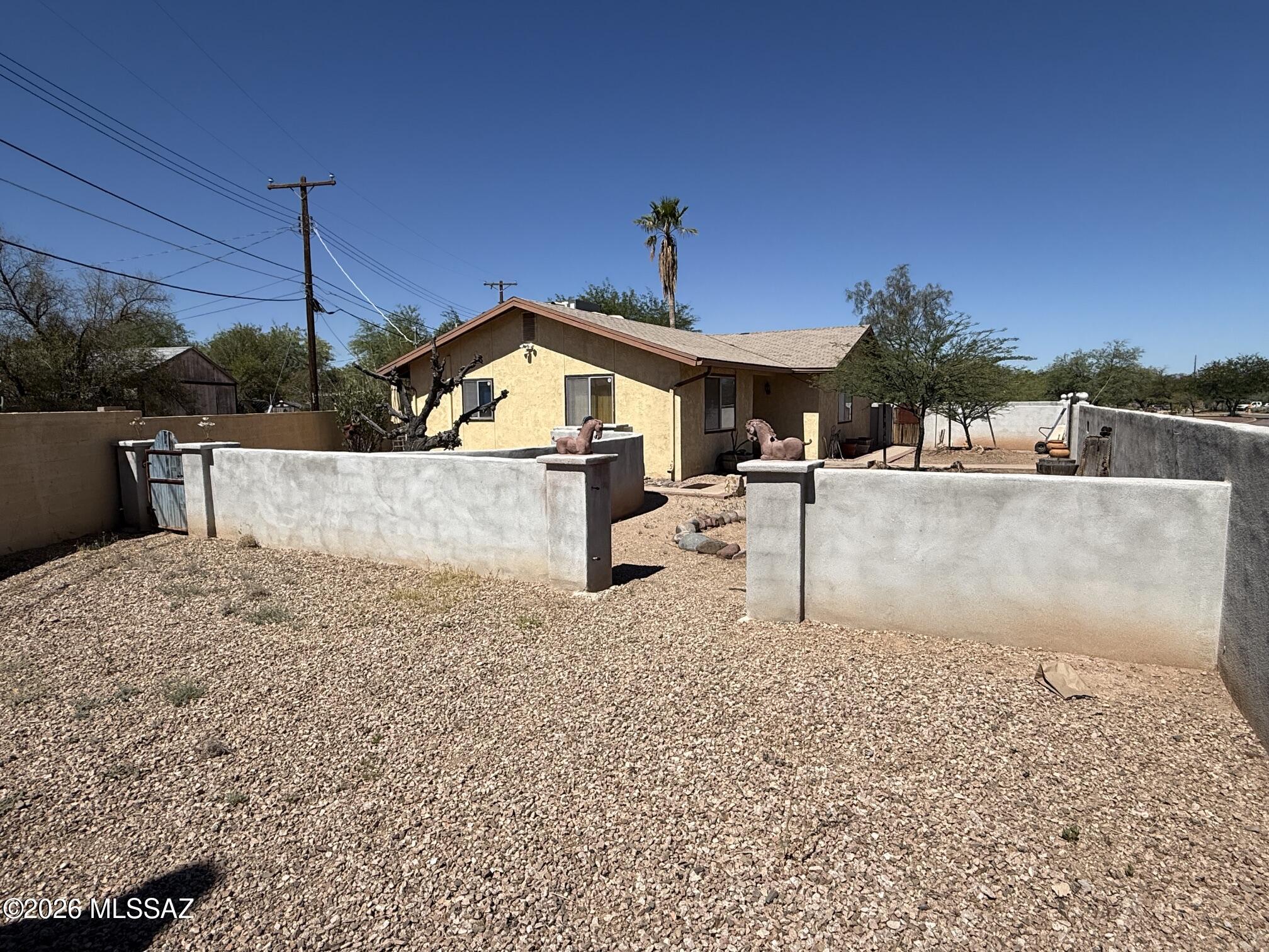 4086 East Montecito Street Tucson, AZ 85711 - Photo 14 of 49 IMG_4665