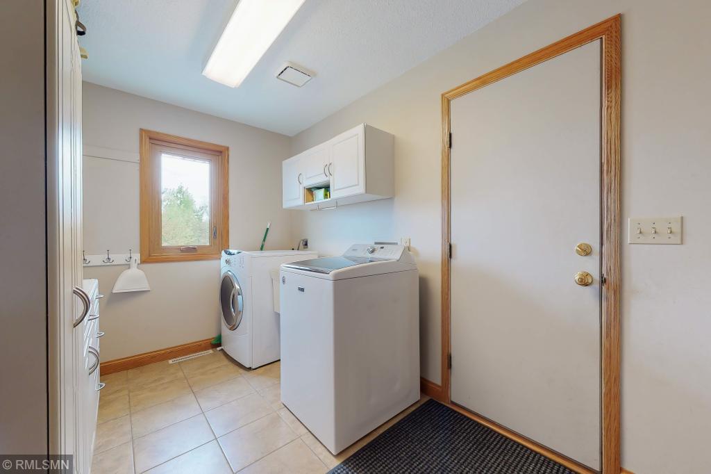 750 60th Street Southwest Rochester, MN 55902 - Photo 14 of 34