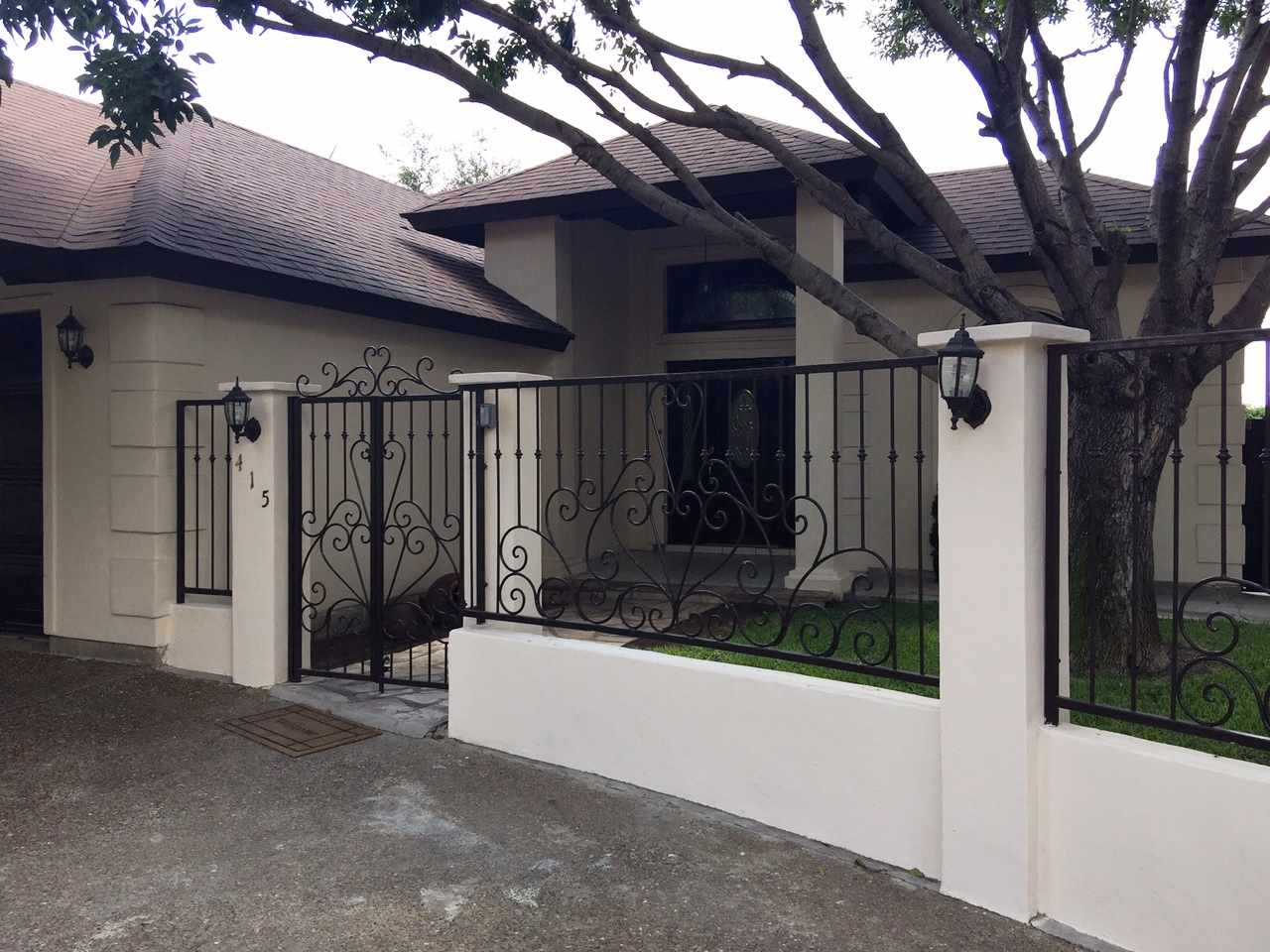 415 Cayman Court Laredo, TX 78045 - Photo 17 of 18 a view of a house with a outdoor space