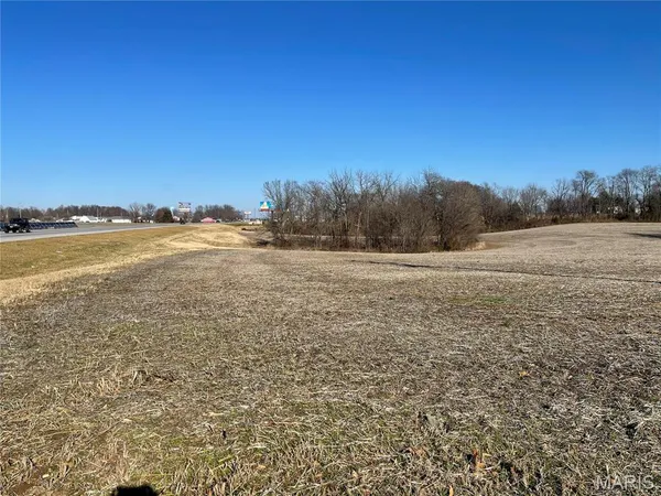 $607,464 | 1 North Perryville Boulevard, Perryville, MO 63775