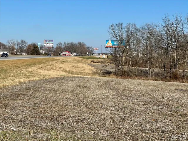 $607,464 | 1 North Perryville Boulevard, Perryville, MO 63775