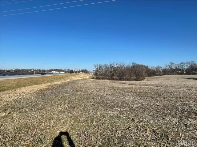 $607,464 | 1 North Perryville Boulevard, Perryville, MO 63775