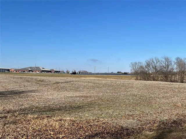 $607,464 | 1 North Perryville Boulevard, Perryville, MO 63775