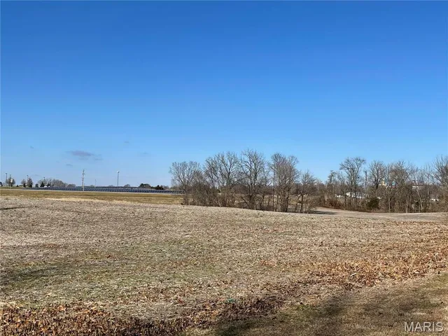 $607,464 | 1 North Perryville Boulevard, Perryville, MO 63775