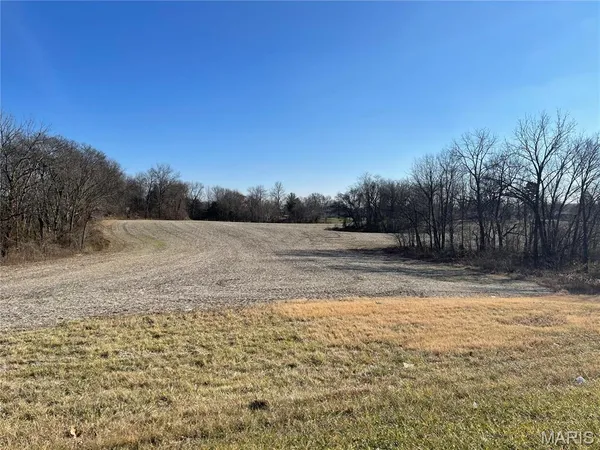 $607,464 | 1 North Perryville Boulevard, Perryville, MO 63775