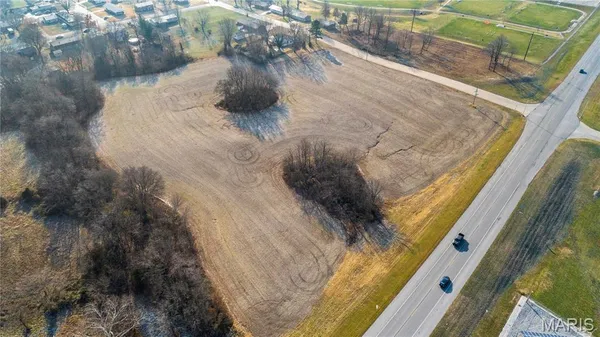 $607,464 | 1 North Perryville Boulevard, Perryville, MO 63775