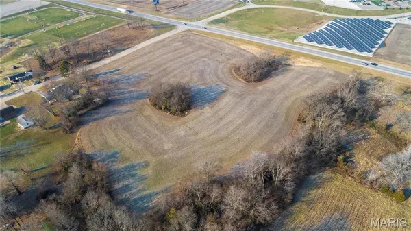 $607,464 | 1 North Perryville Boulevard, Perryville, MO 63775