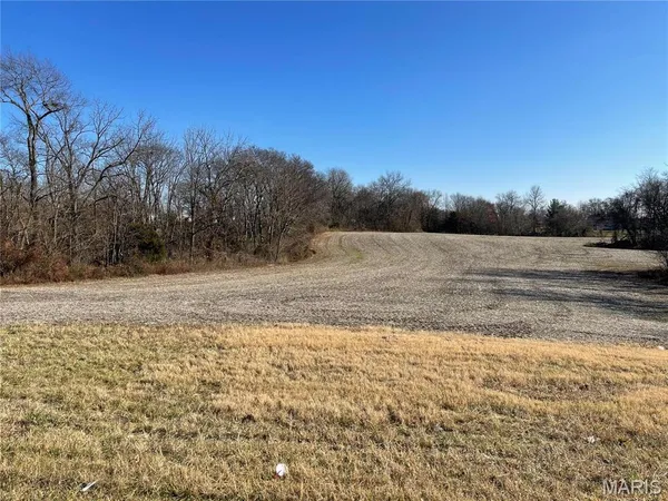 $607,464 | 1 North Perryville Boulevard, Perryville, MO 63775