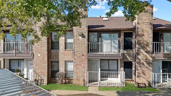 $1,050 | 6633 West Airport Boulevard, Unit 1306, Houston, TX 77035