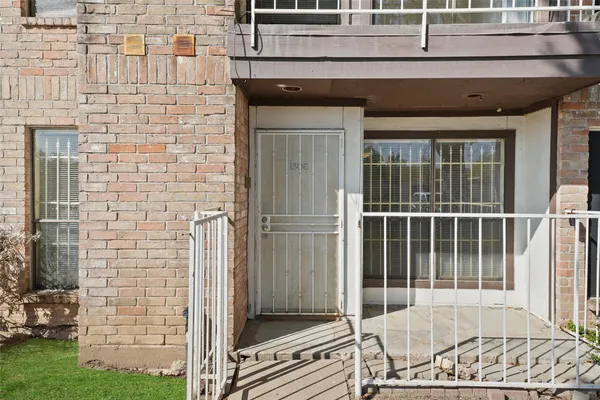 $1,050 | 6633 West Airport Boulevard, Unit 1306, Houston, TX 77035