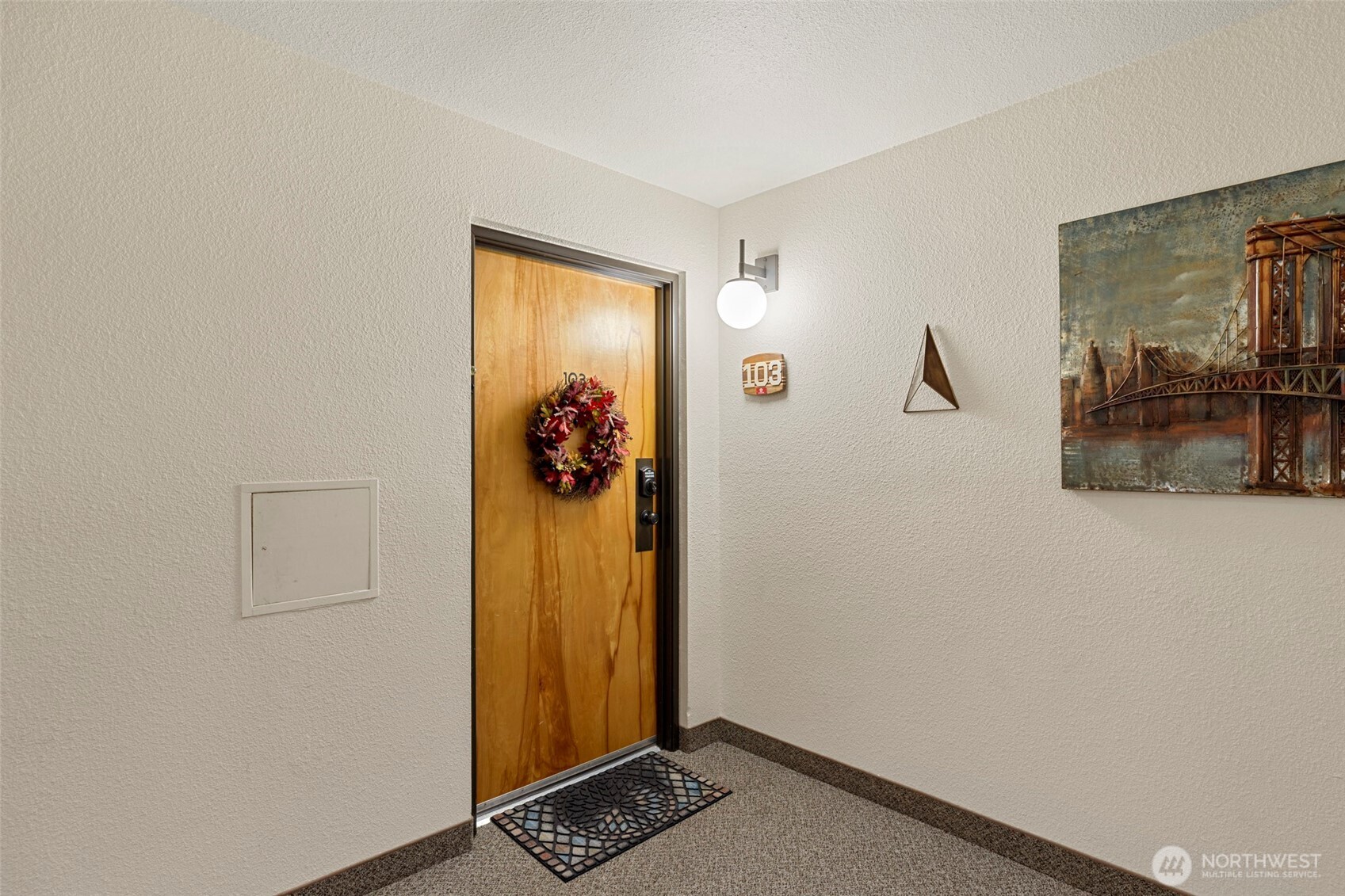 2021 North Laventure Road, Unit 103 Mount Vernon, WA 98273 - Photo 3 of 39