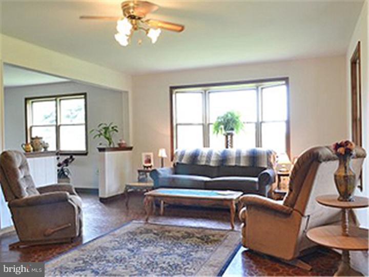 1838 Fairview Road Perkasie, PA 18944 - Photo 4 of 11