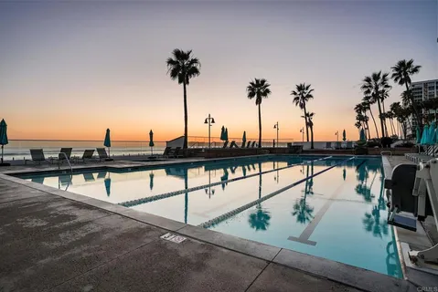 $2,695,000 | 1820 Avenida Del Mundo, Unit 208, Coronado, CA 92118