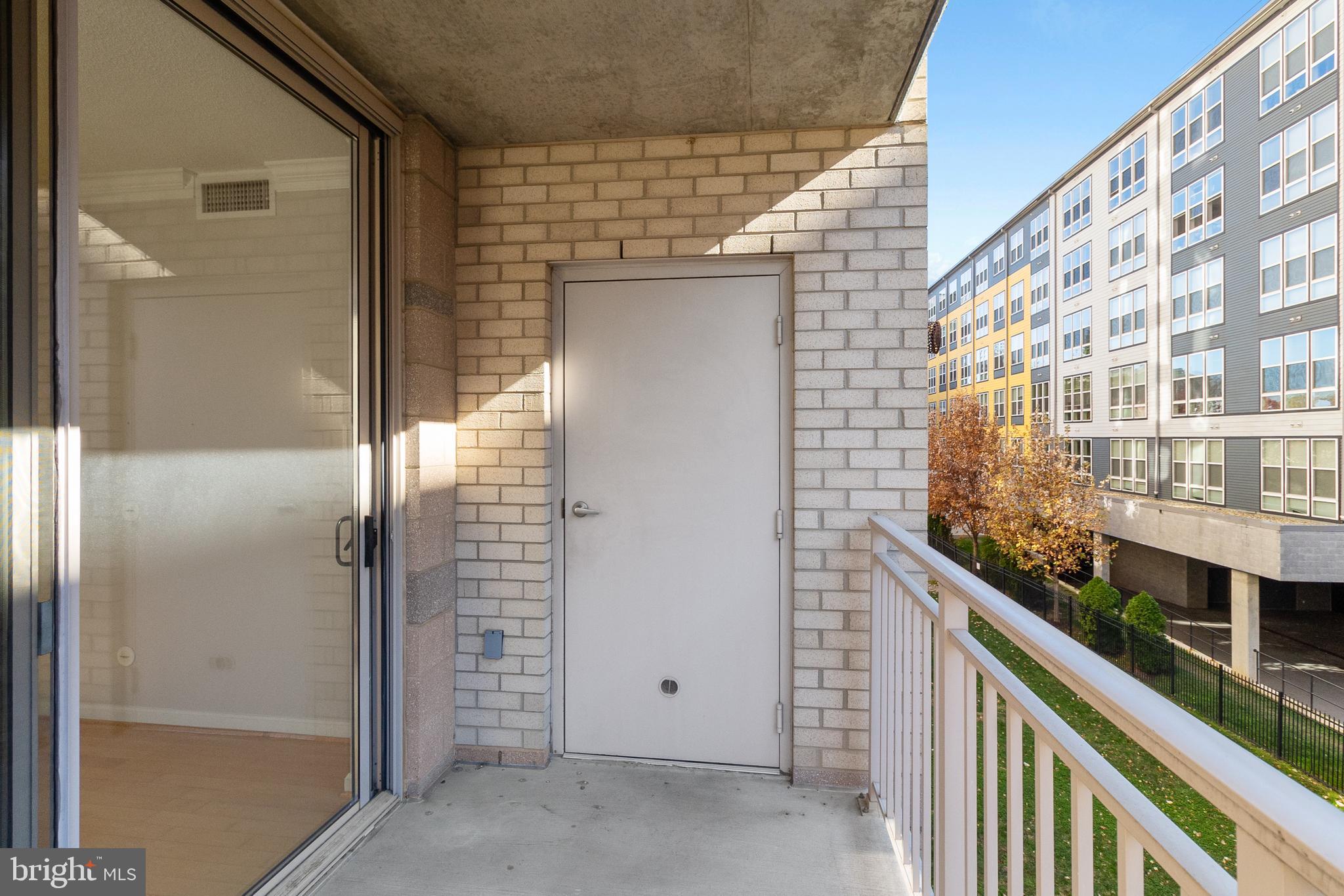 2726 Gallows Road, Unit 209 Vienna, VA 22180 - Photo 17 of 30