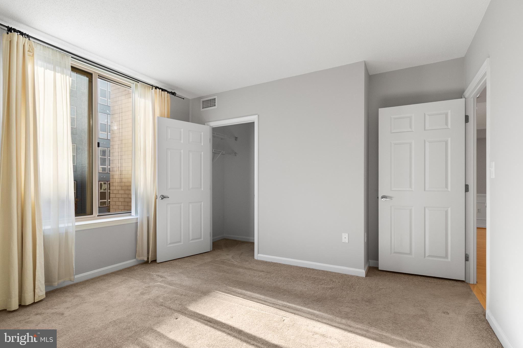 2726 Gallows Road, Unit 209 Vienna, VA 22180 - Photo 22 of 30