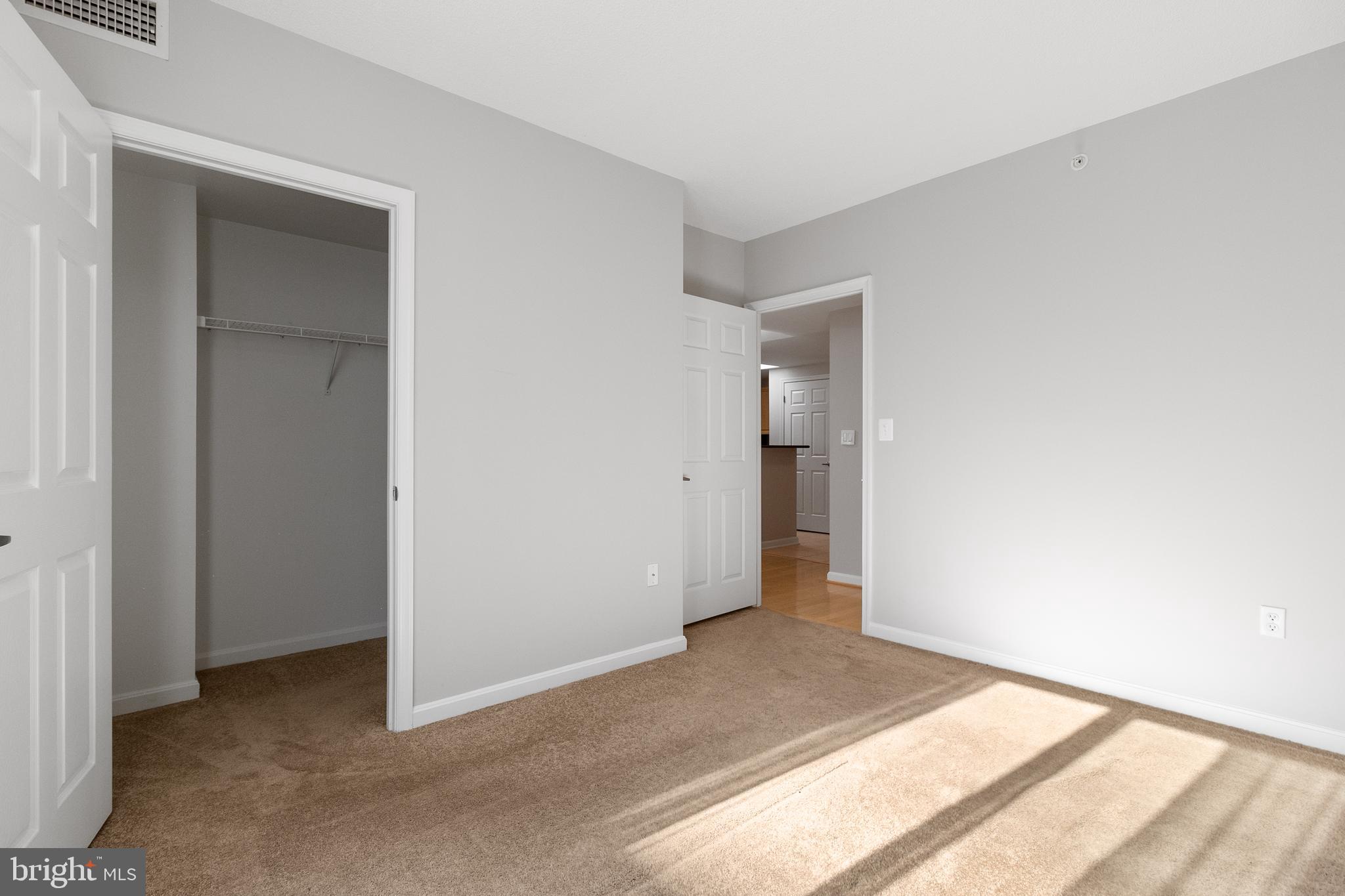 2726 Gallows Road, Unit 209 Vienna, VA 22180 - Photo 23 of 30