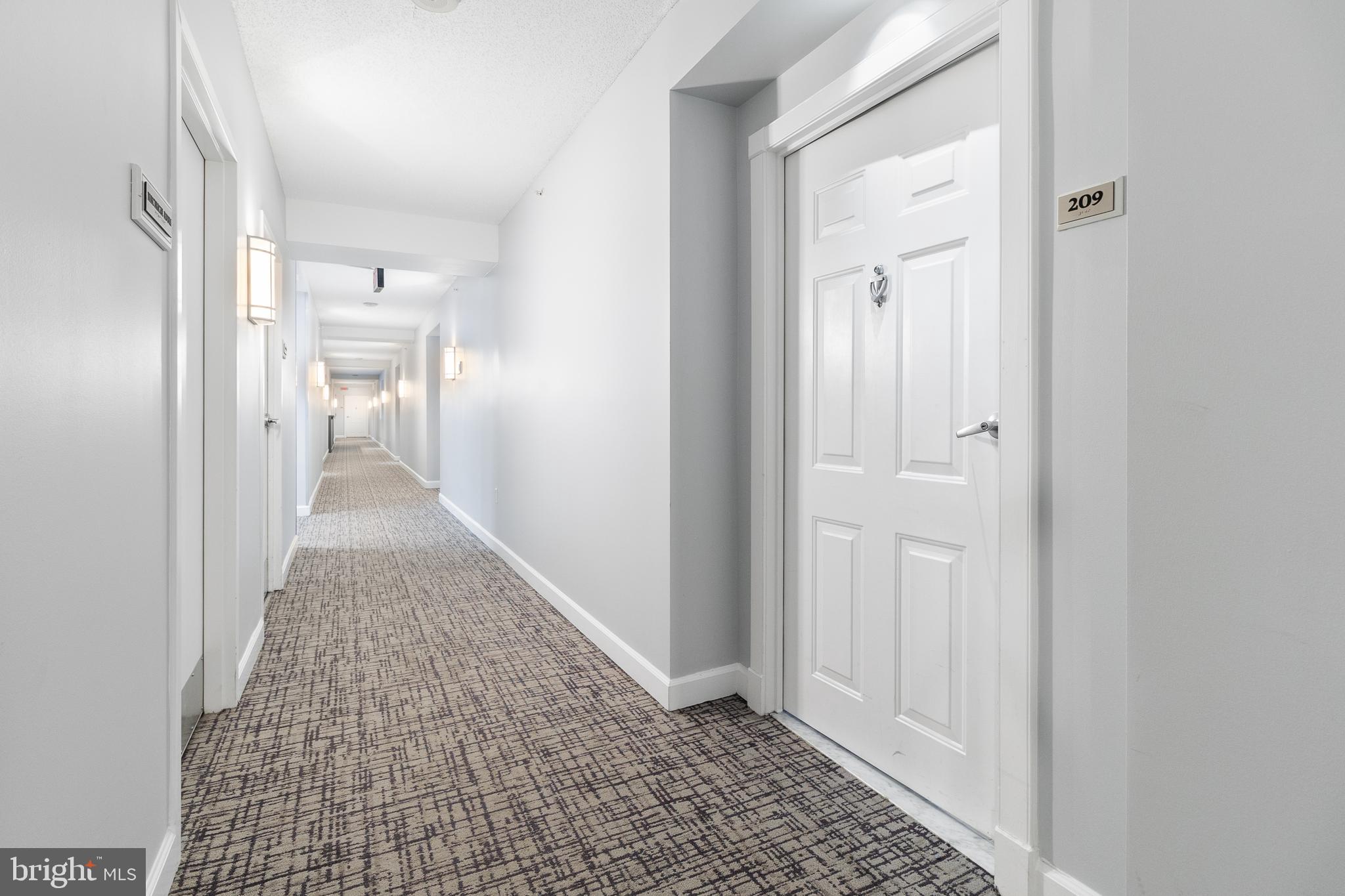 2726 Gallows Road, Unit 209 Vienna, VA 22180 - Photo 6 of 30