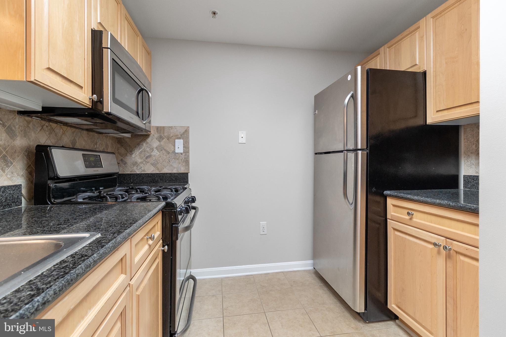 2726 Gallows Road, Unit 209 Vienna, VA 22180 - Photo 9 of 30