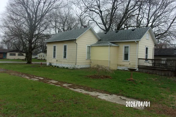 $104,500 | 309 North Colfax Street, Crescent City, IL 60928