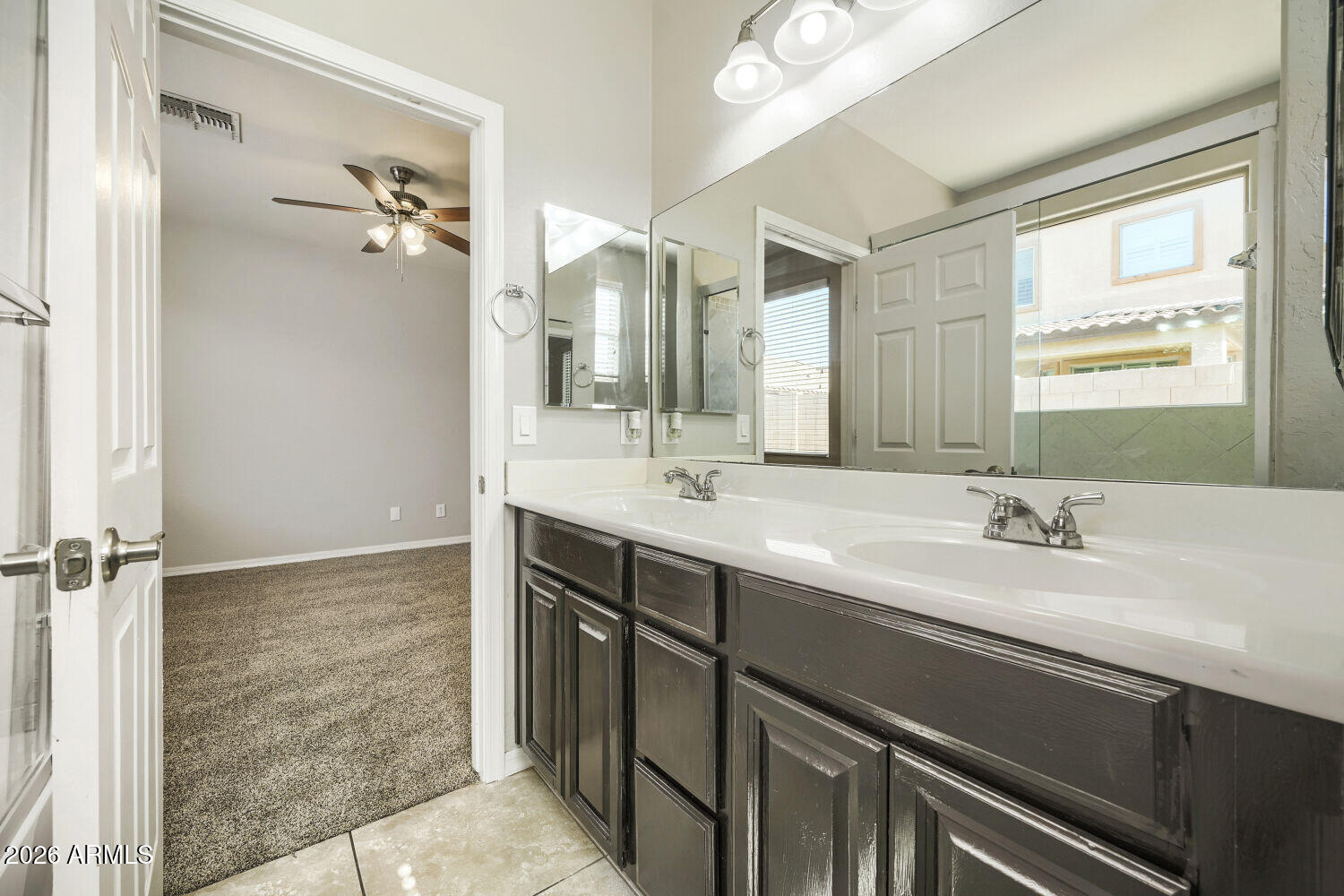 2625 West Beverly Road Phoenix, AZ 85041 - Photo 20 of 29 2625 W Beverly Rd - Web Quality - 020 -