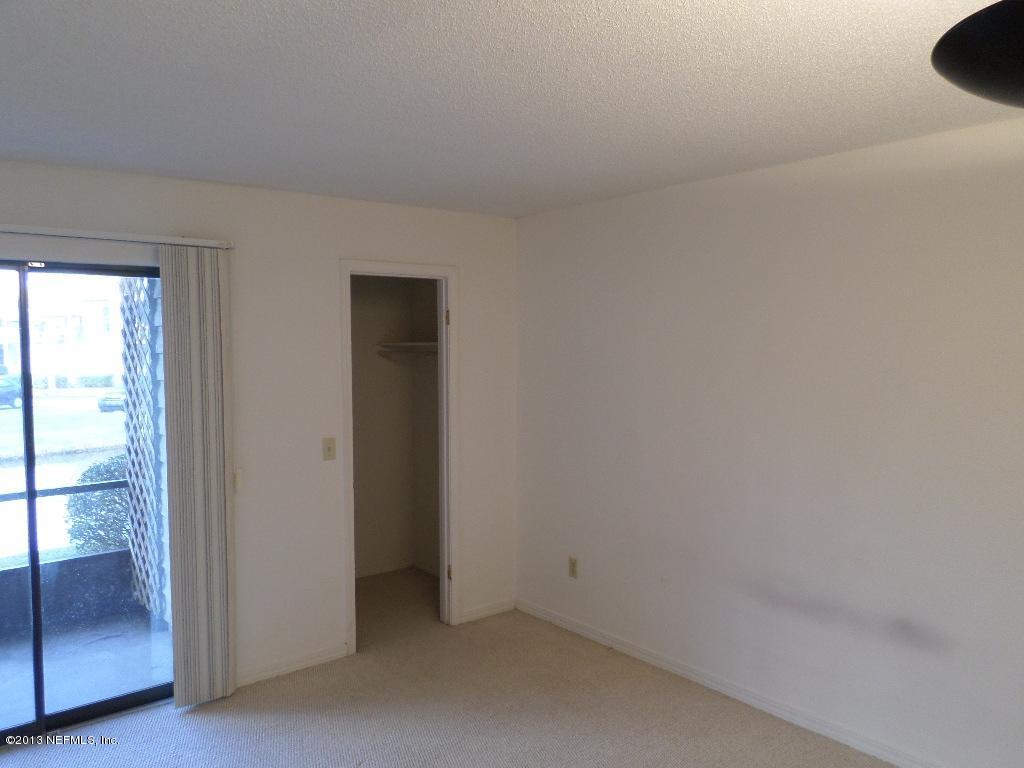 10200 Belle Rive Boulevard, Unit 69 Jacksonville, FL 32256 - Photo 12 of 17 a view of an empty room