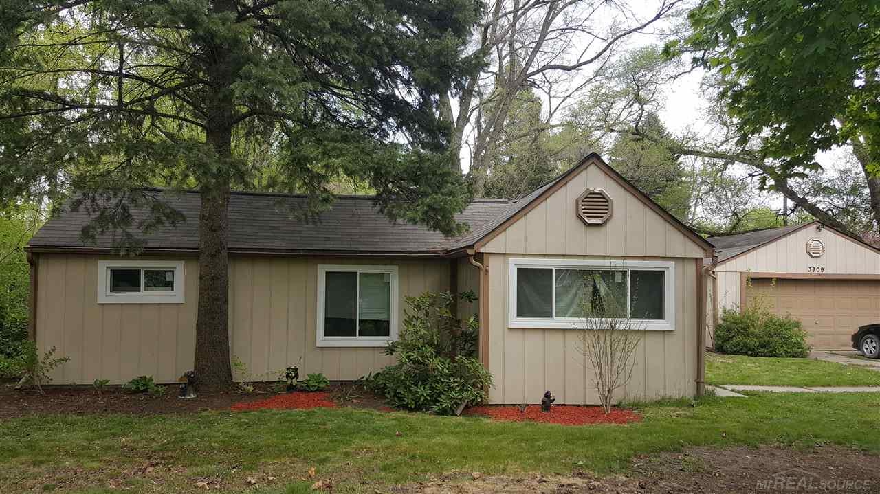 3709 Bendelow Road Rochester Hills, MI 48307 - Photo 1 of 22