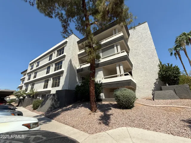 a view of a building in the background