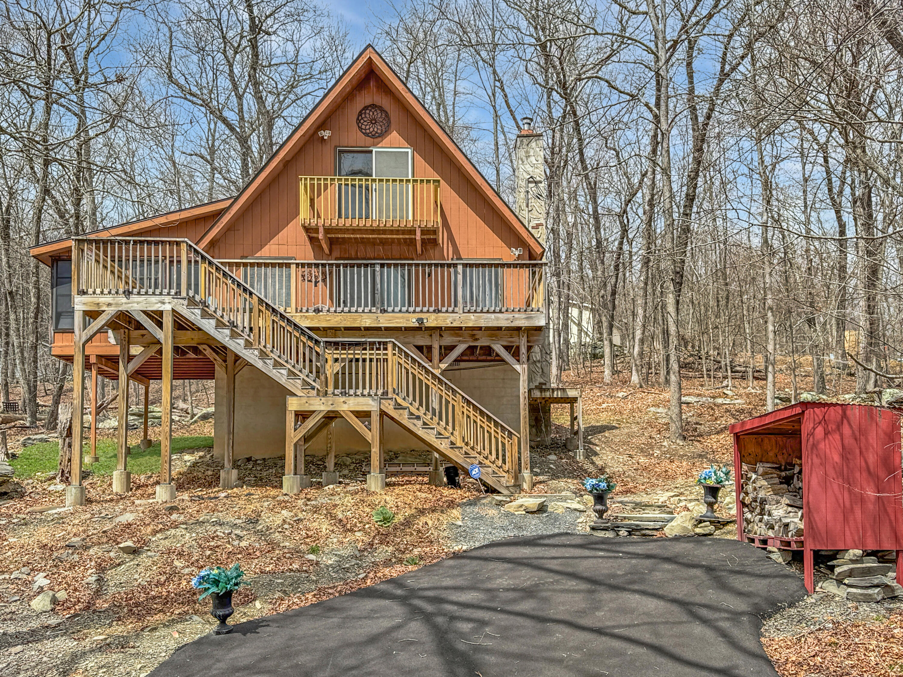 1037 Porter Drive Bushkill, PA 18324 - Photo 29 of 45 a view of a house with a yard