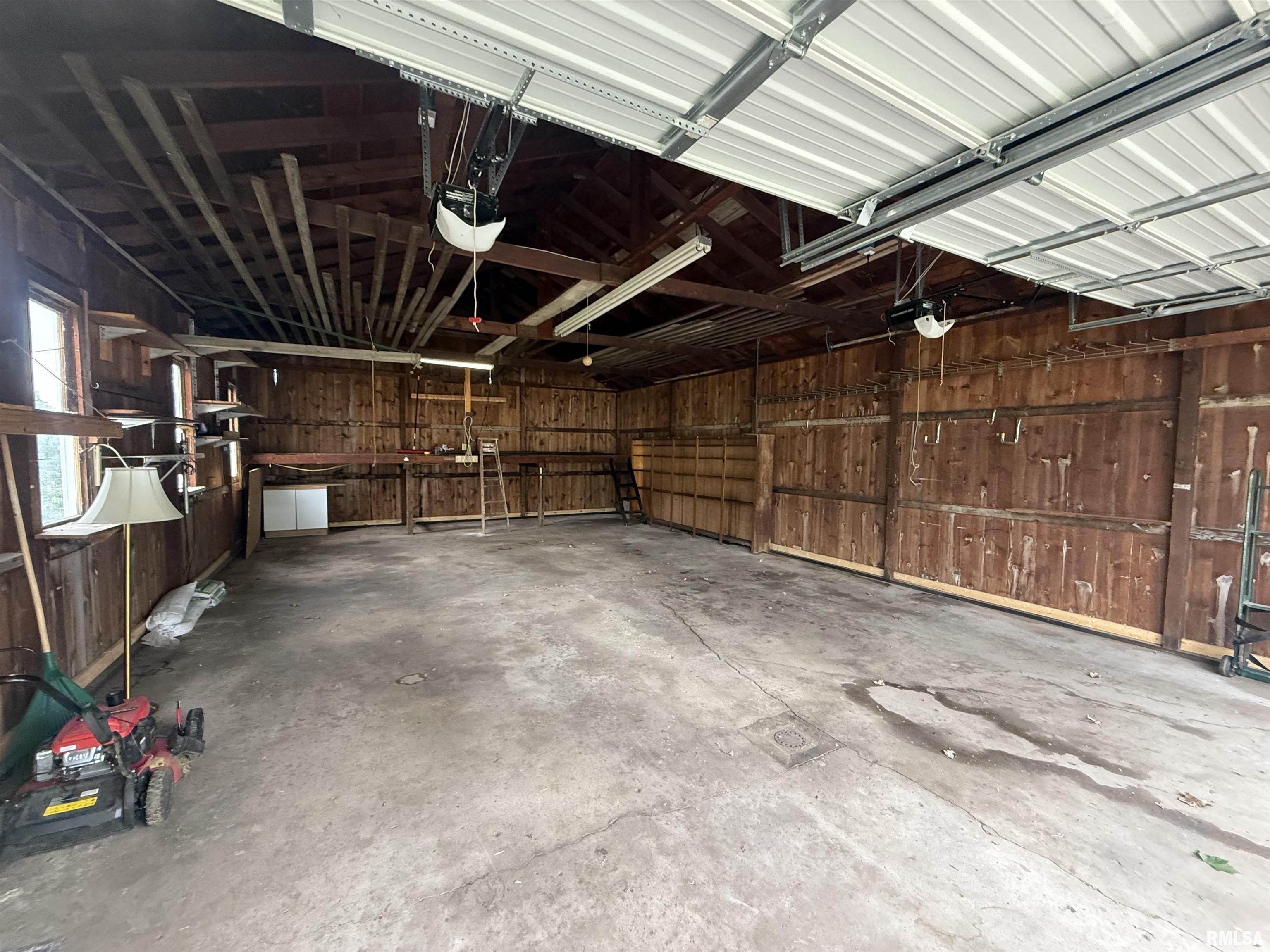 130 East Maple Street Roseville, IL 61473 - Photo 41 of 43