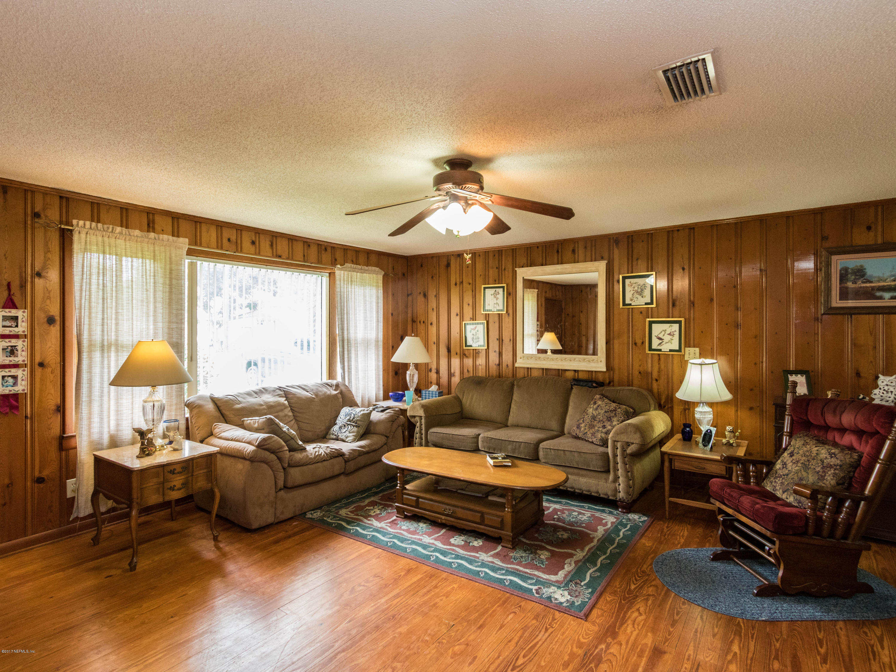 861 Cahoon Road South Jacksonville, FL 32221 - Photo 11 of 23 Living Room View 4