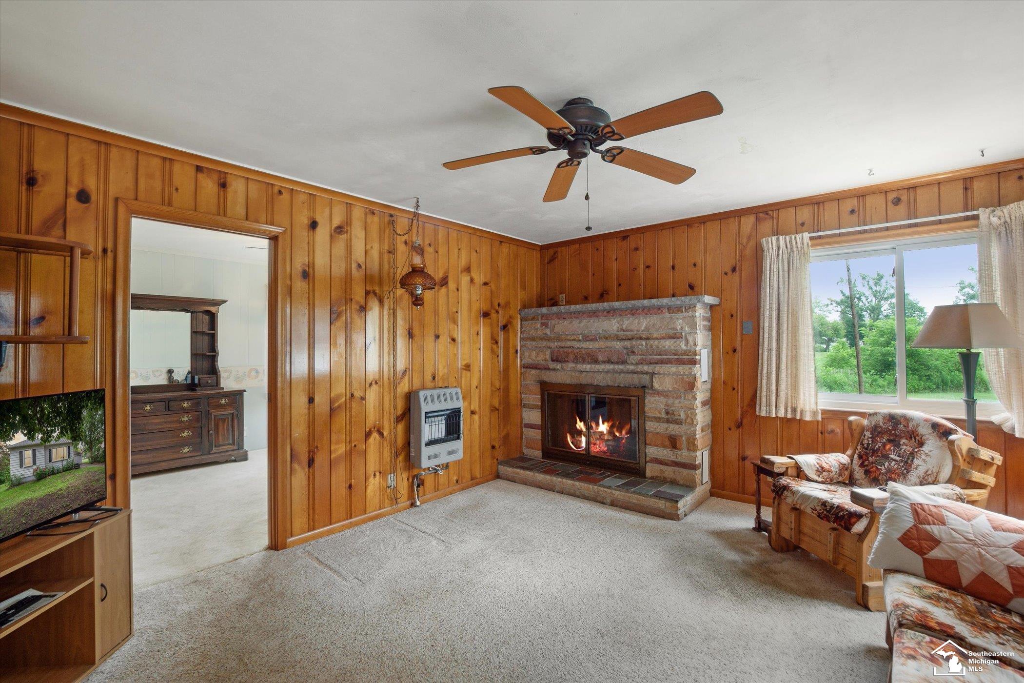 14024 Grafton Road Carleton, MI 48117 - Photo 10 of 37 50117244-9.JPG