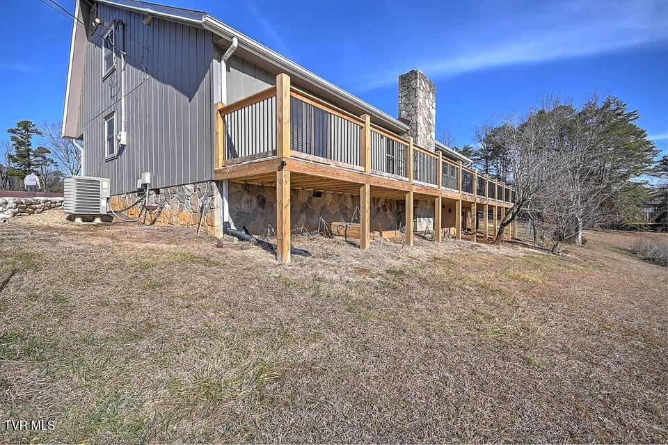 2480 Elk Way Newport, TN 37821 - Photo 4 of 62 5