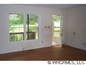 365 Lytle Cove Road Swannanoa, NC 28778 - Photo 3 of 12 Gallery Image 3